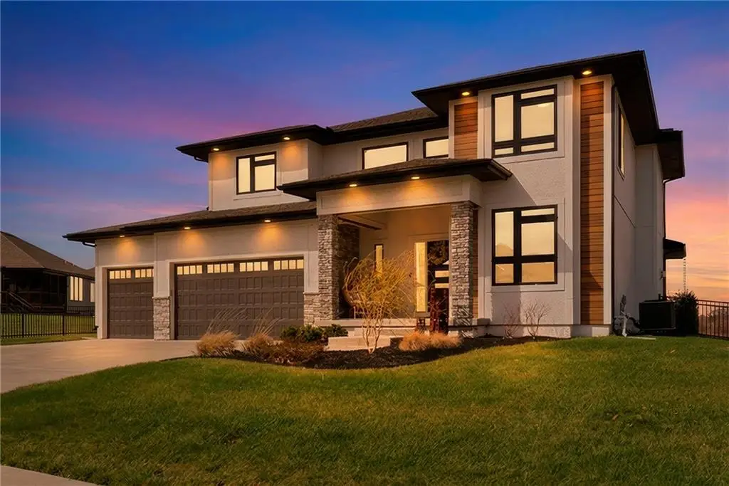 4808 Jamestown Drive, Lees Summit, MO 64064 - #1