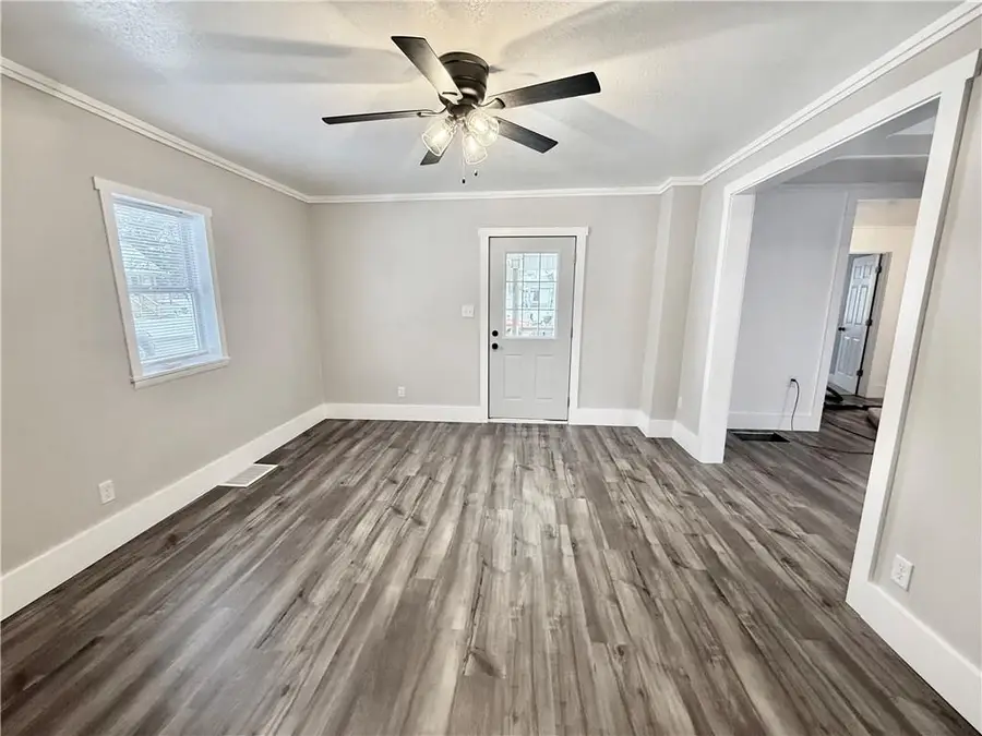 126 S Mulberry Street, Maryville, MO 64468 - #2