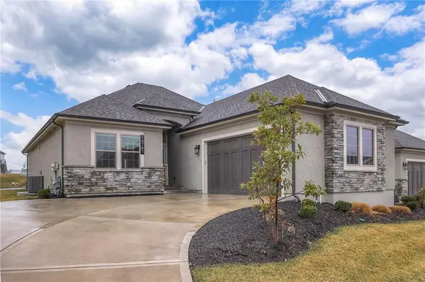 14781 W 128th Terrace, Olathe, KS 66062