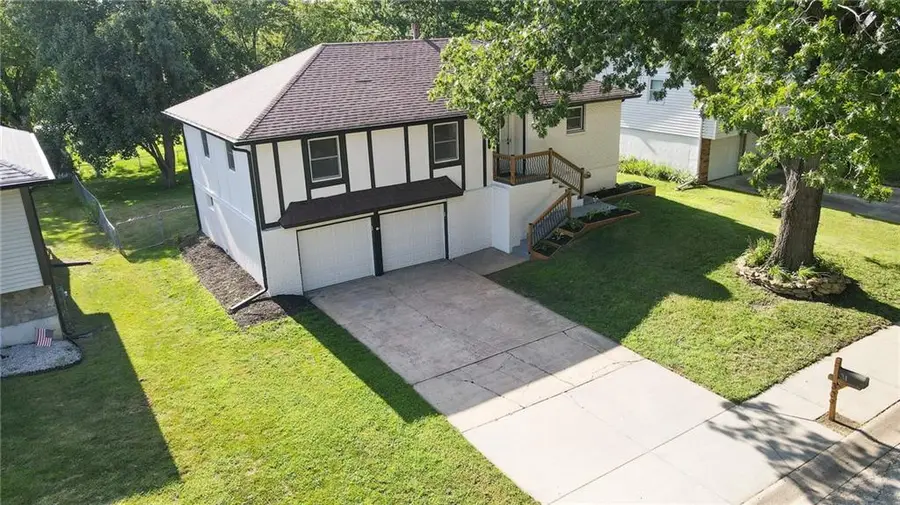 309 N Cleveland Avenue, Belton, MO 64012 - Image #2