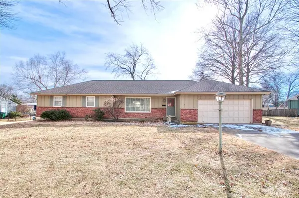 3515 W 93rd Street, Leawood, KS 66206