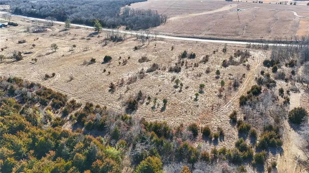 280 N 2100 Road, Lecompton, KS 66050 - Image #1