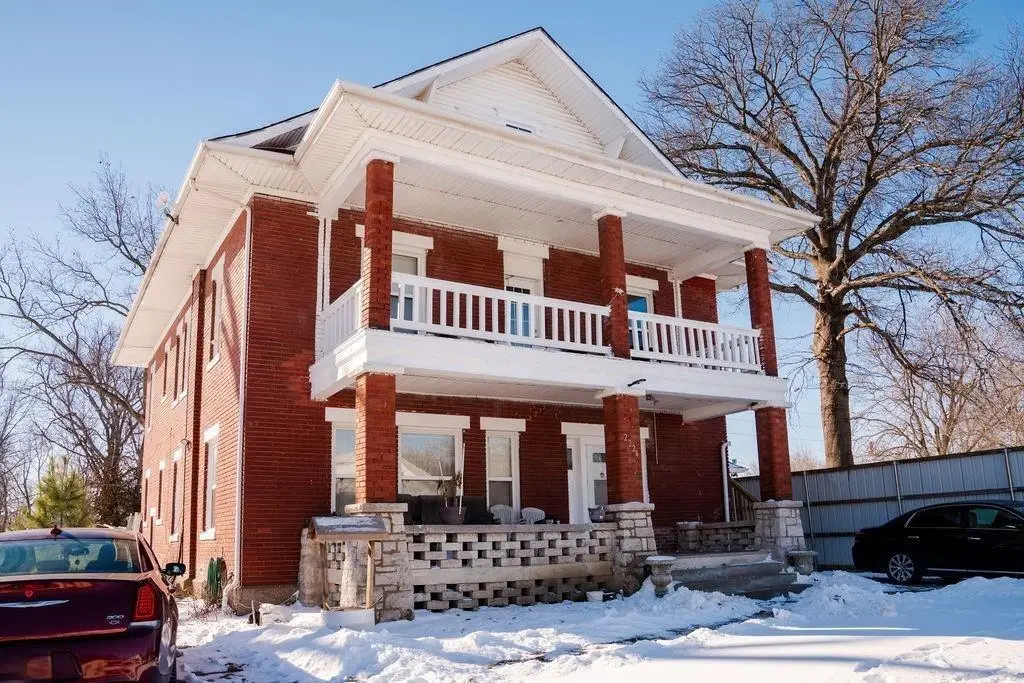 2224 Crawford Avenue, Parsons, KS 67357 - #1