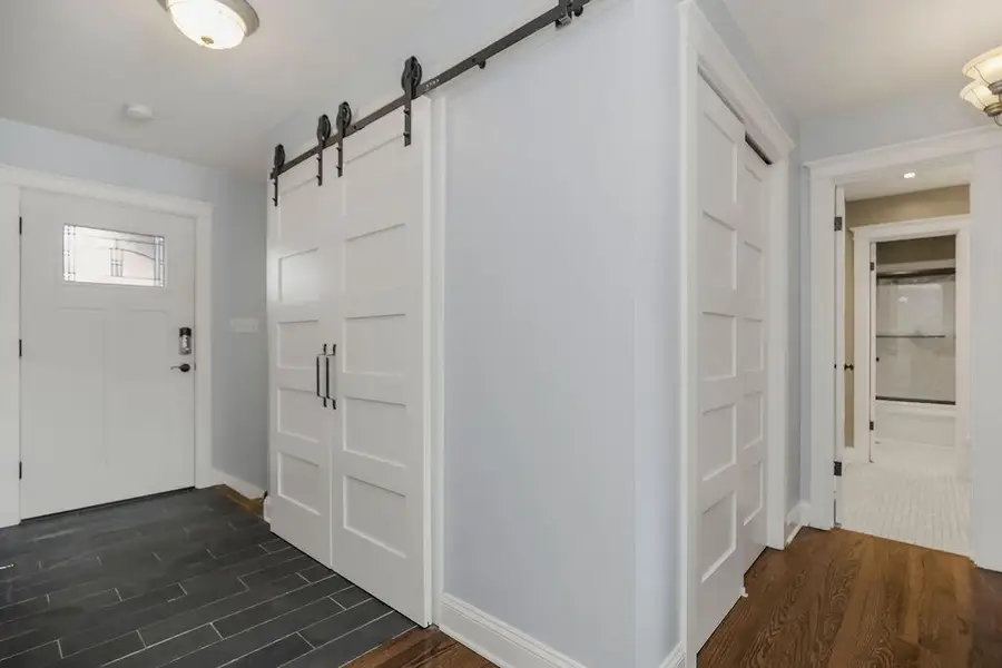 939 NW South Shore Drive, Lake Waukomis, MO 64151 - Image #3