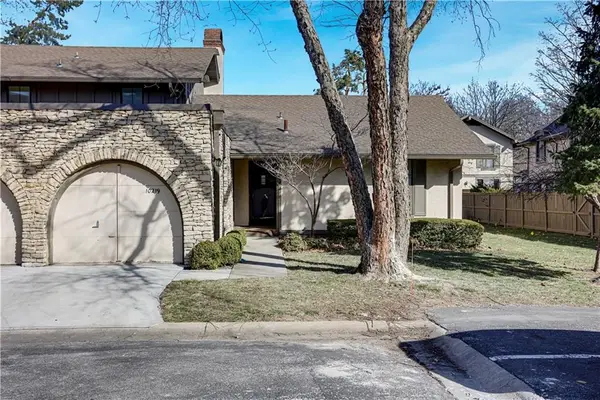 10219 Conser Street, Overland Park, KS 66212