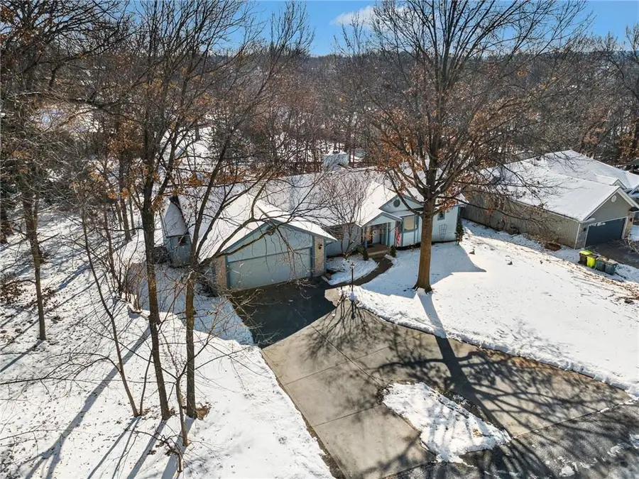 9301 NW 80th Street, Weatherby Lake, MO 64152 - Image #3