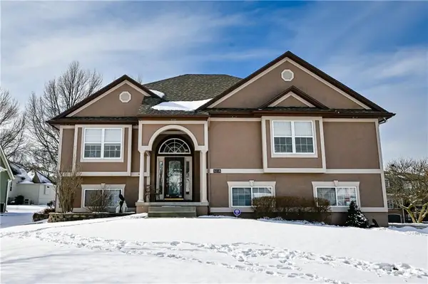 5118 SW Pelican Point, Lee's Summit, MO 64082