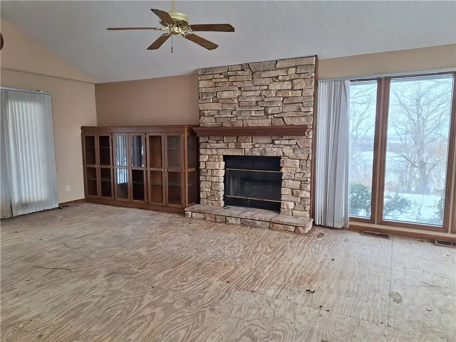 202 Broad Street, Waverly, MO 64096 - #3