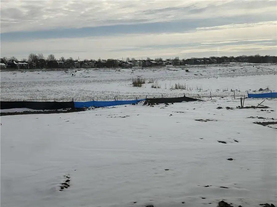 557 W Bluebird Street, Gardner, KS 66030 - Image #2