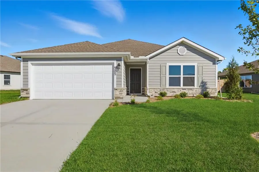 557 W Bluebird Street, Gardner, KS 66030 - Image #3