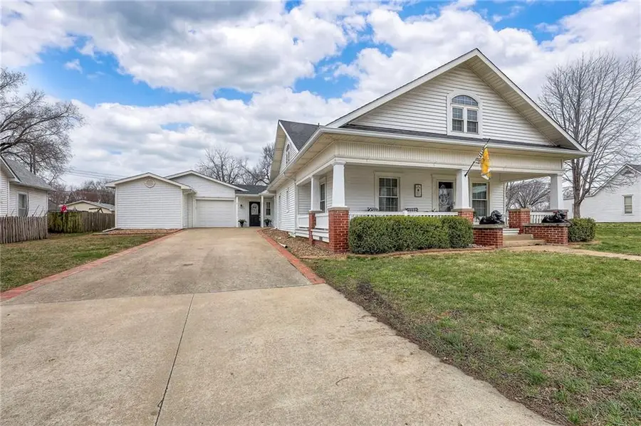 1308 S Broadway Street, Oak Grove, MO 64075 - #2