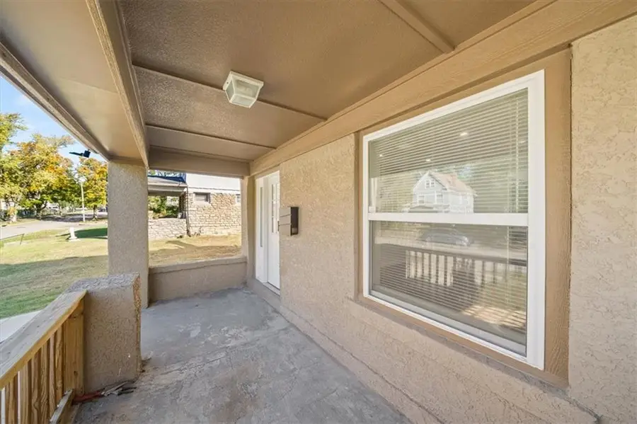 3409 Olive Avenue, Kansas City, MO 64109 - #3