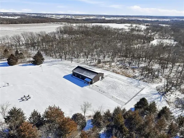 17115 E 215th Street, Peculiar, MO 64078