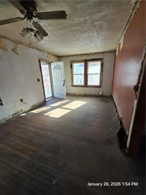 2830 Cypress Avenue, Kansas City, MO 64128 - #3