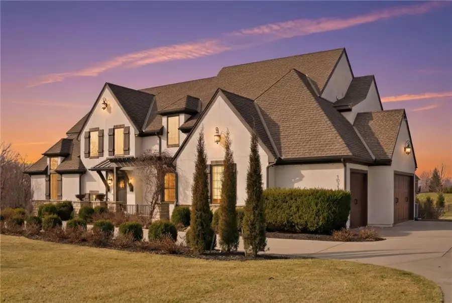 10516 N Hedges Avenue, Kansas City, MO 64157 - #3