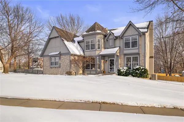 13209 S Locust Street, Olathe, KS 66062