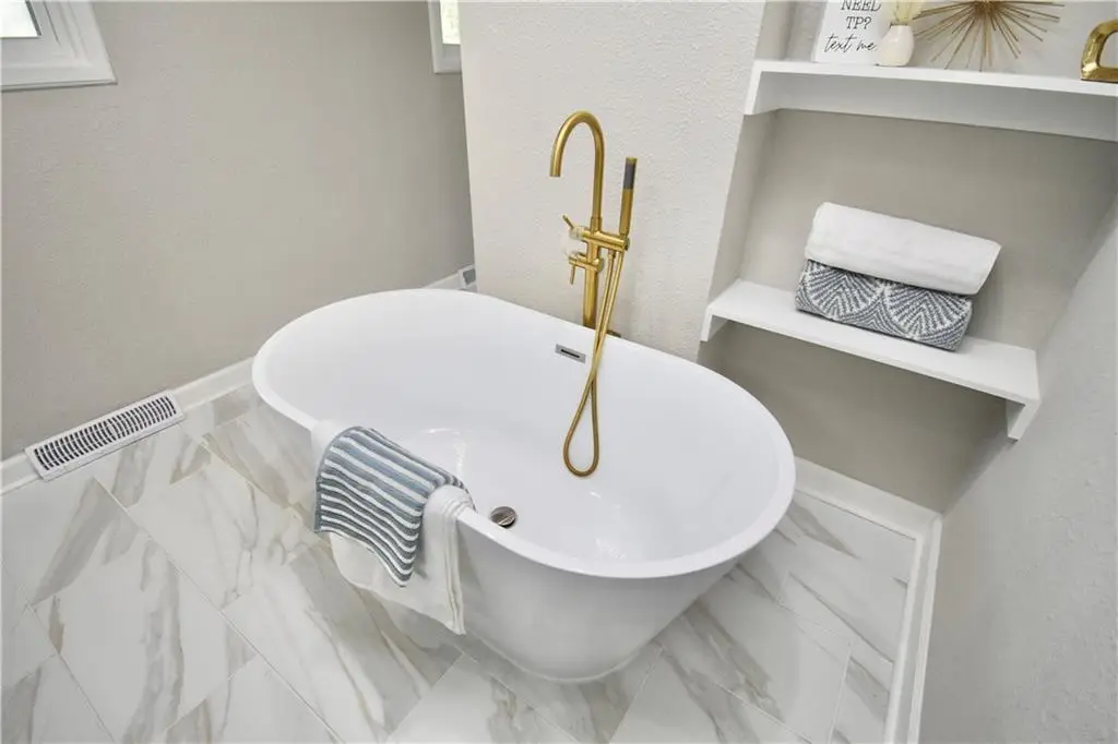 7019 W 69th Terrace, Overland Park, KS 66204 - #1