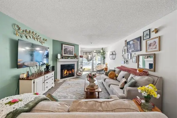 8143 Holmes Road #101, Kansas City, MO 64131