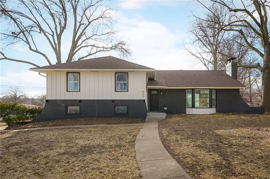 809 Swope Drive, Independence, MO 64056 - #2