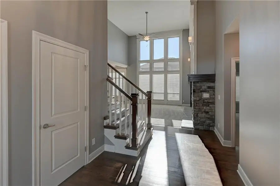 1907 NE Parks Summit Boulevard, Lees Summit, MO 64064 - #3