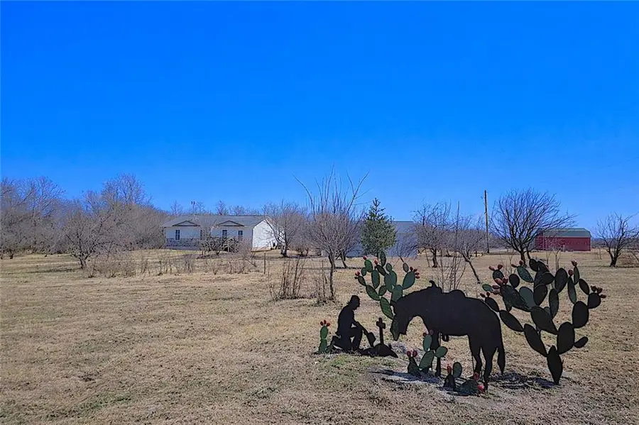 33670 SE 31 Highway, Kincaid, KS 66039 - #2