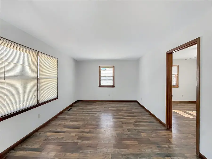 25 E Broadway Street, Higginsville, MO 64037 - #2