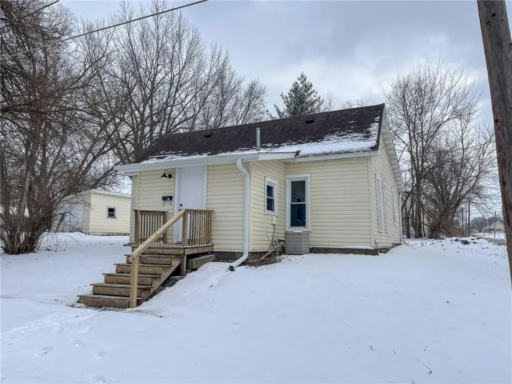 602 E 21st Street, Trenton, MO 64683 - #1