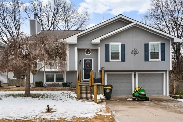 134 Debra Street, Lansing, KS 66043