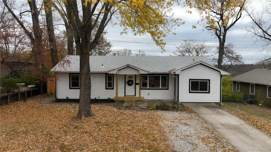 4207 E 115th Street, Kansas City, MO 64137 - #2