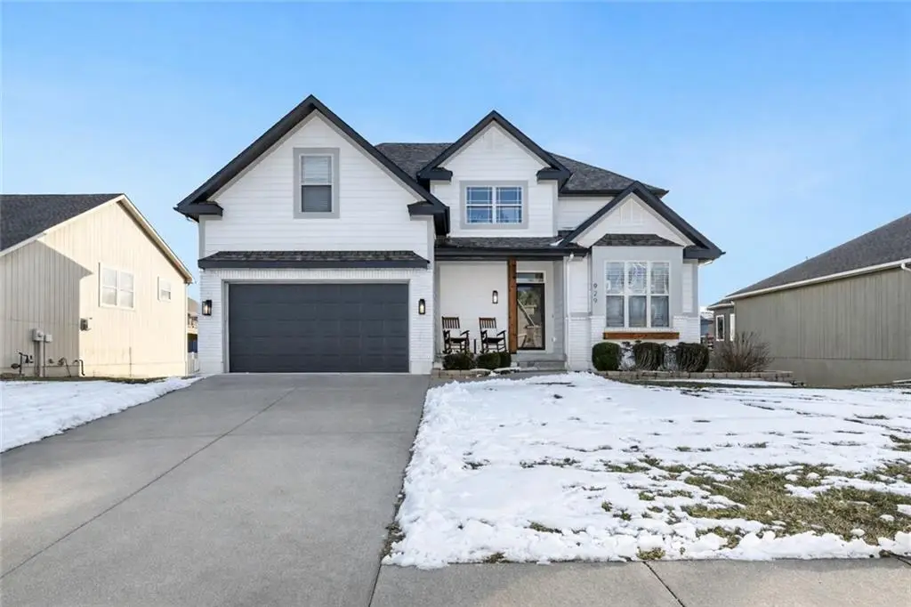 929 SW 33rd Street, Lees Summit, MO 64082 - #1