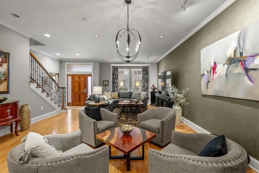 4963 Wyandotte Street #F2, Kansas City, MO 64112 - #2