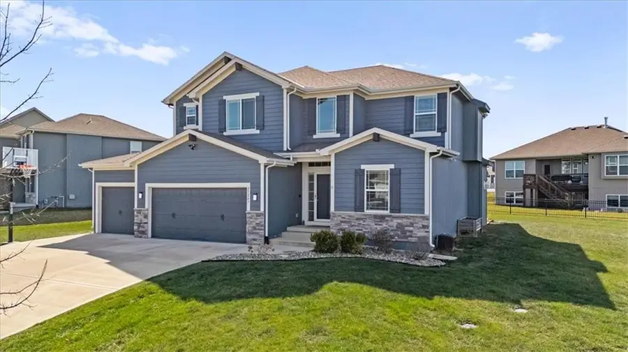 25247 W 147th Court, Olathe, KS 66061 - #3