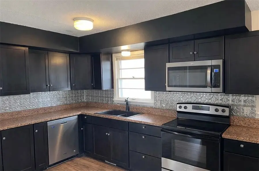 502 NE Ash Street, Lees Summit, MO 64063 - #2