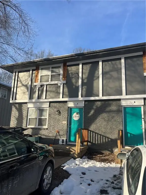 222 N Oak Drive, Belton, MO 64012