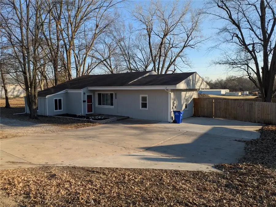 7601 High Grove Road, Grandview, MO 64030 - Image #3