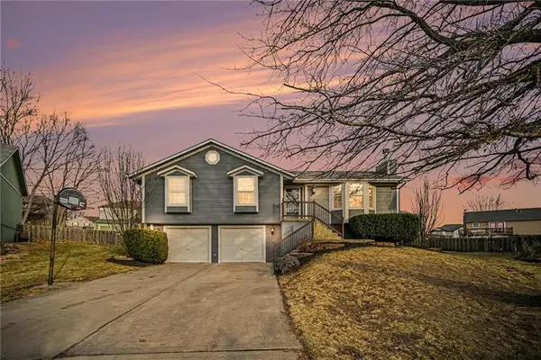 8403 107th Street, Kansas City, MO 64157