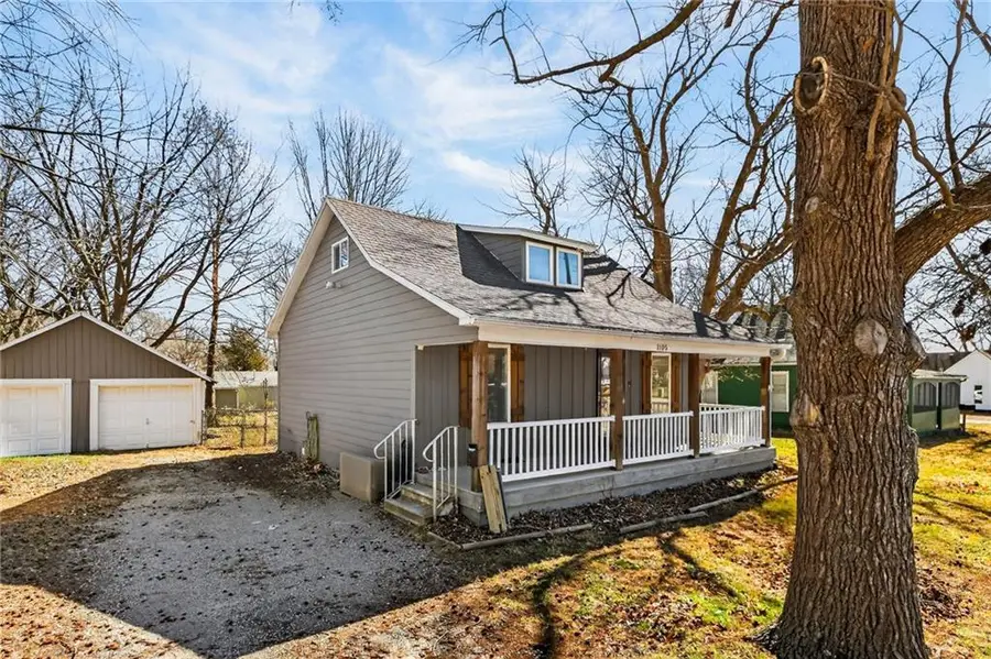 1105 Green Street, Harrisonville, MO 64701 - #3