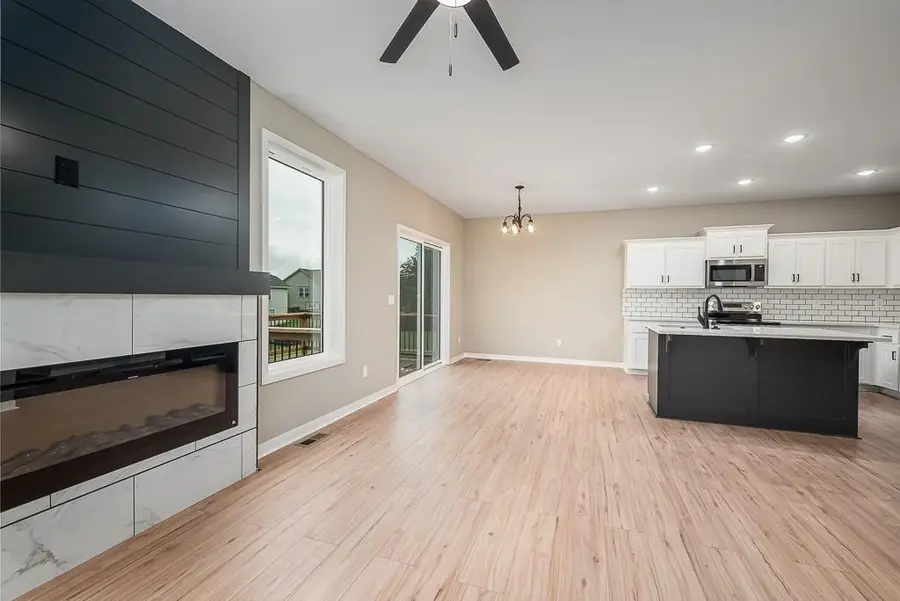 1320 N 159th Street, Basehor, KS 66007 - #3