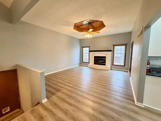 1213 NE Ball Drive, Lees Summit, MO 64086 - #2