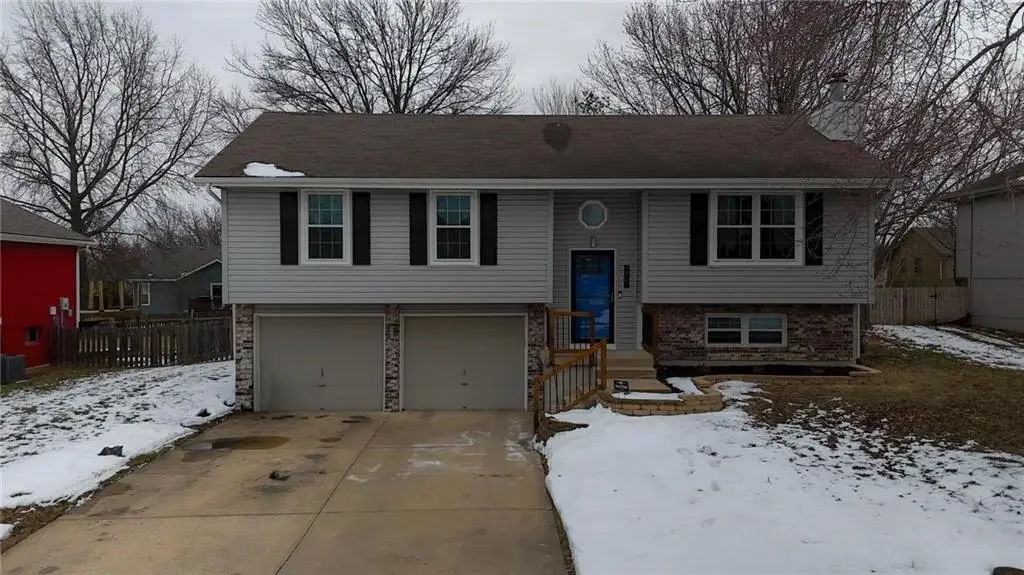 1701 NE Auburn Drive, Lees Summit, MO 64086 - #1