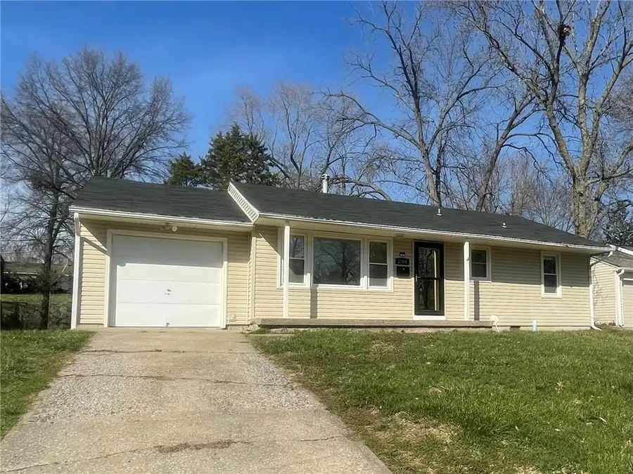 2004 NE 54th Street, Kansas City, MO 64118 - #3