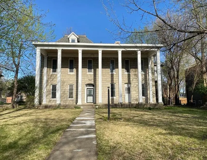 419 Maple Boulevard, Kansas City, MO 64124 - #1