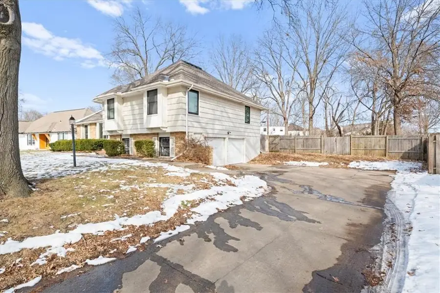 1404 SW Charleston Avenue, Lees Summit, MO 64081 - #3