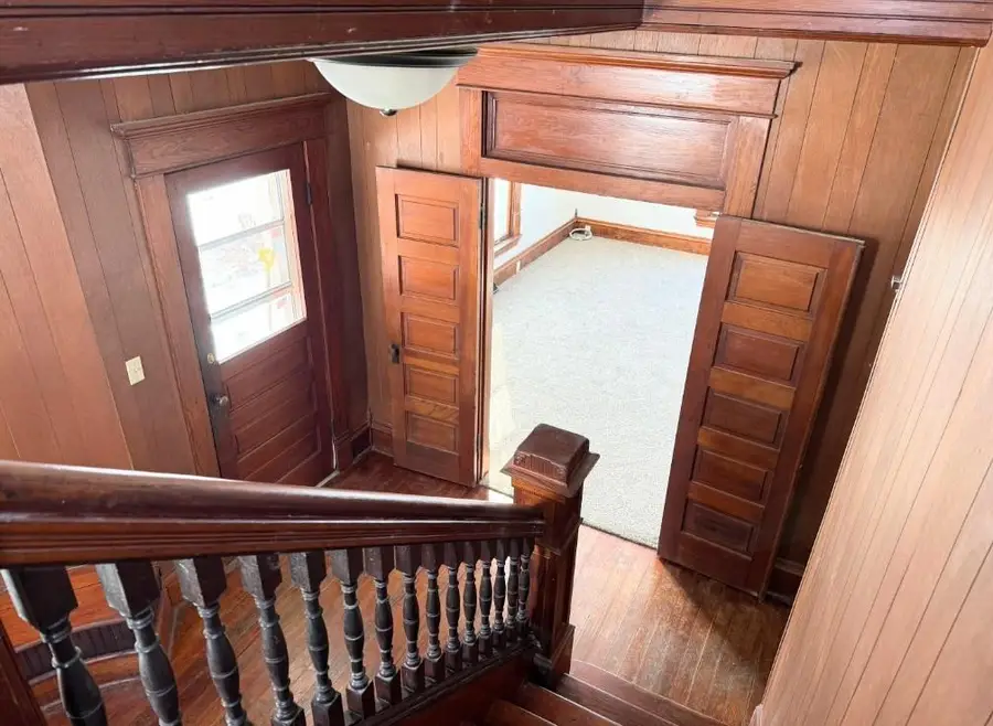 206 S 4th Street, Iola, KS 66749 - #3