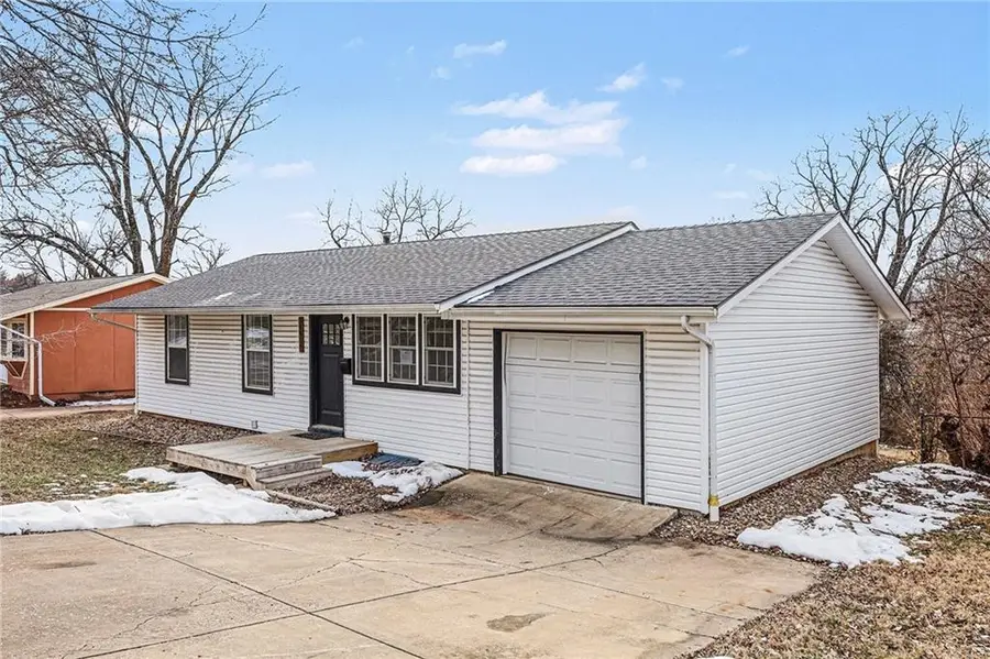 14804 Bellaire Avenue, Grandview, MO 64030 - Image #3