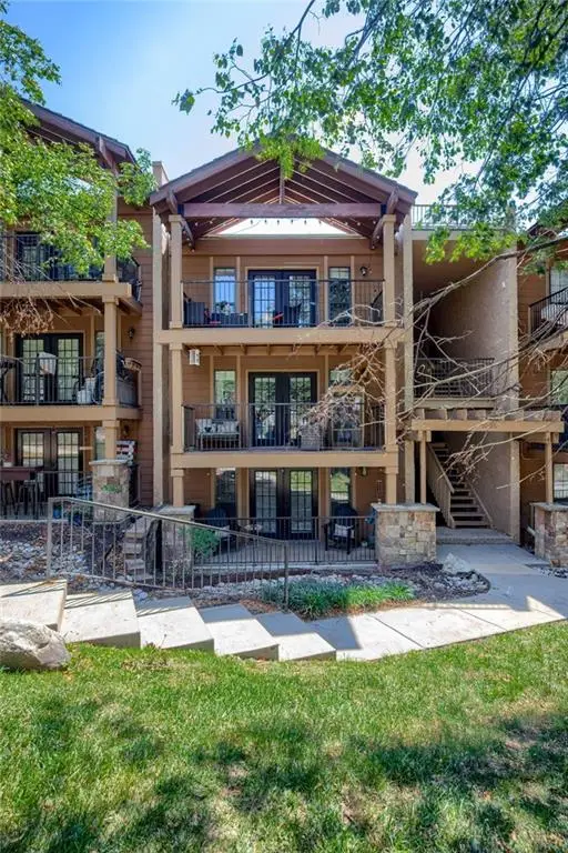 4727 Jarboe Street #53, Kansas City, MO 64112 - #2