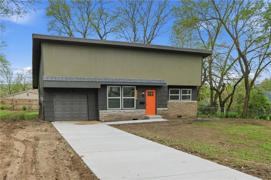 109 W 98th Street, Kansas City, MO 64114 - #3