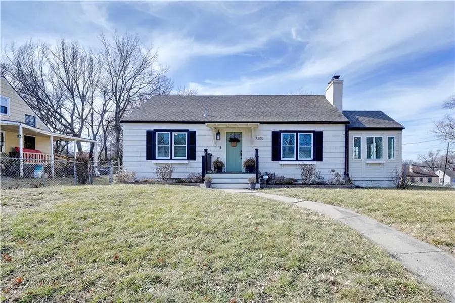 7300 Tracy Avenue, Kansas City, MO 64131 - #2