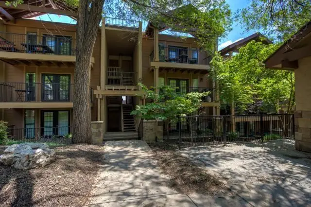 4727 Jarboe Street #66, Kansas City, MO 64112 - #1