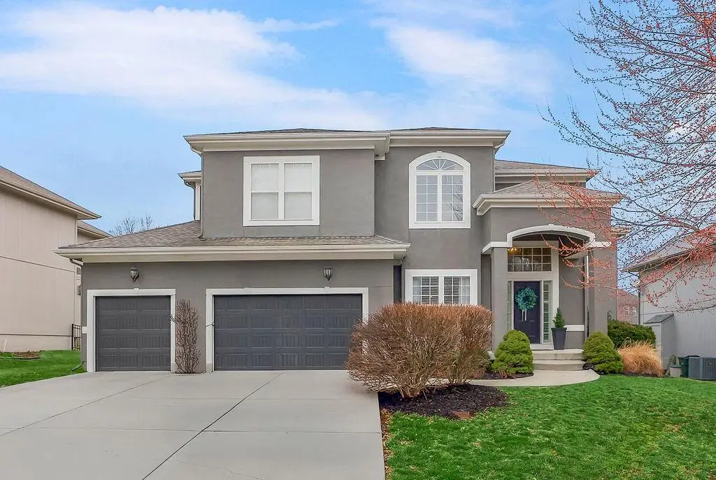 10992 S Barth Road, Olathe, KS 66061 - #1